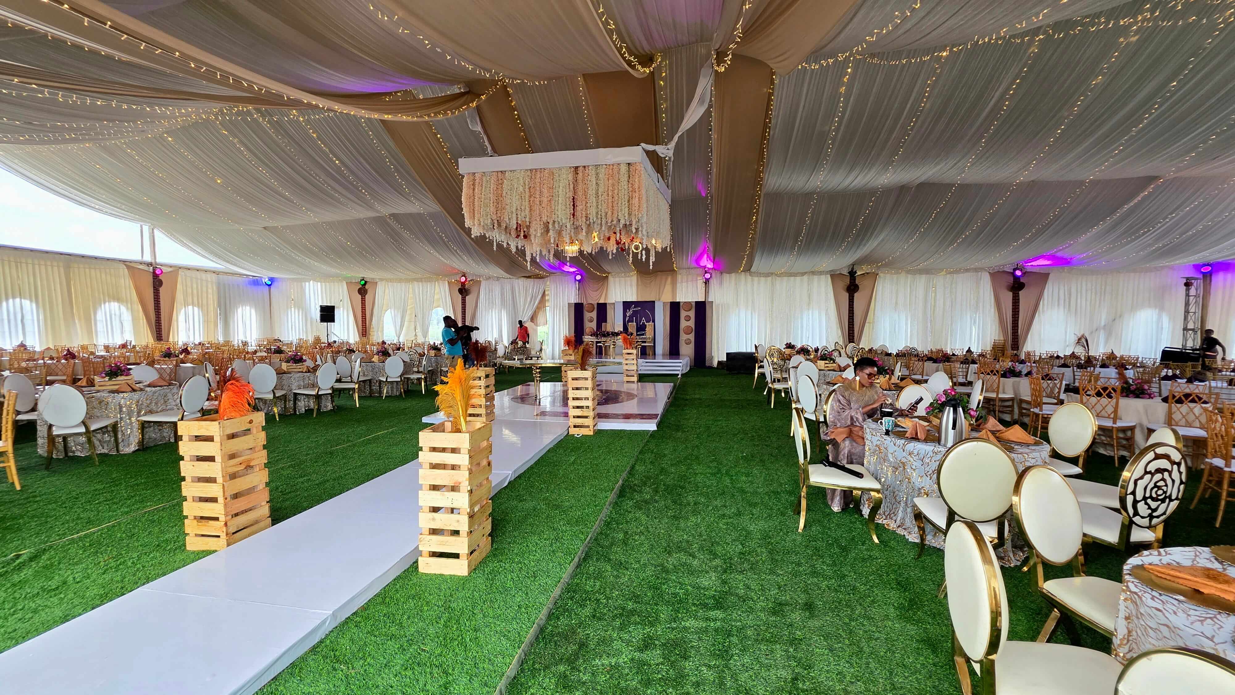 Event tent décor